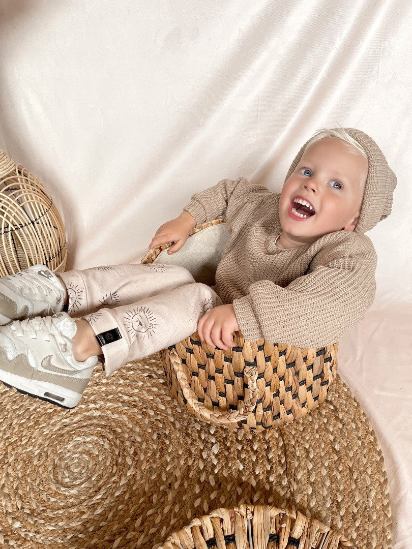 Babykleding - Lenn lion logo broekje Lenn beige