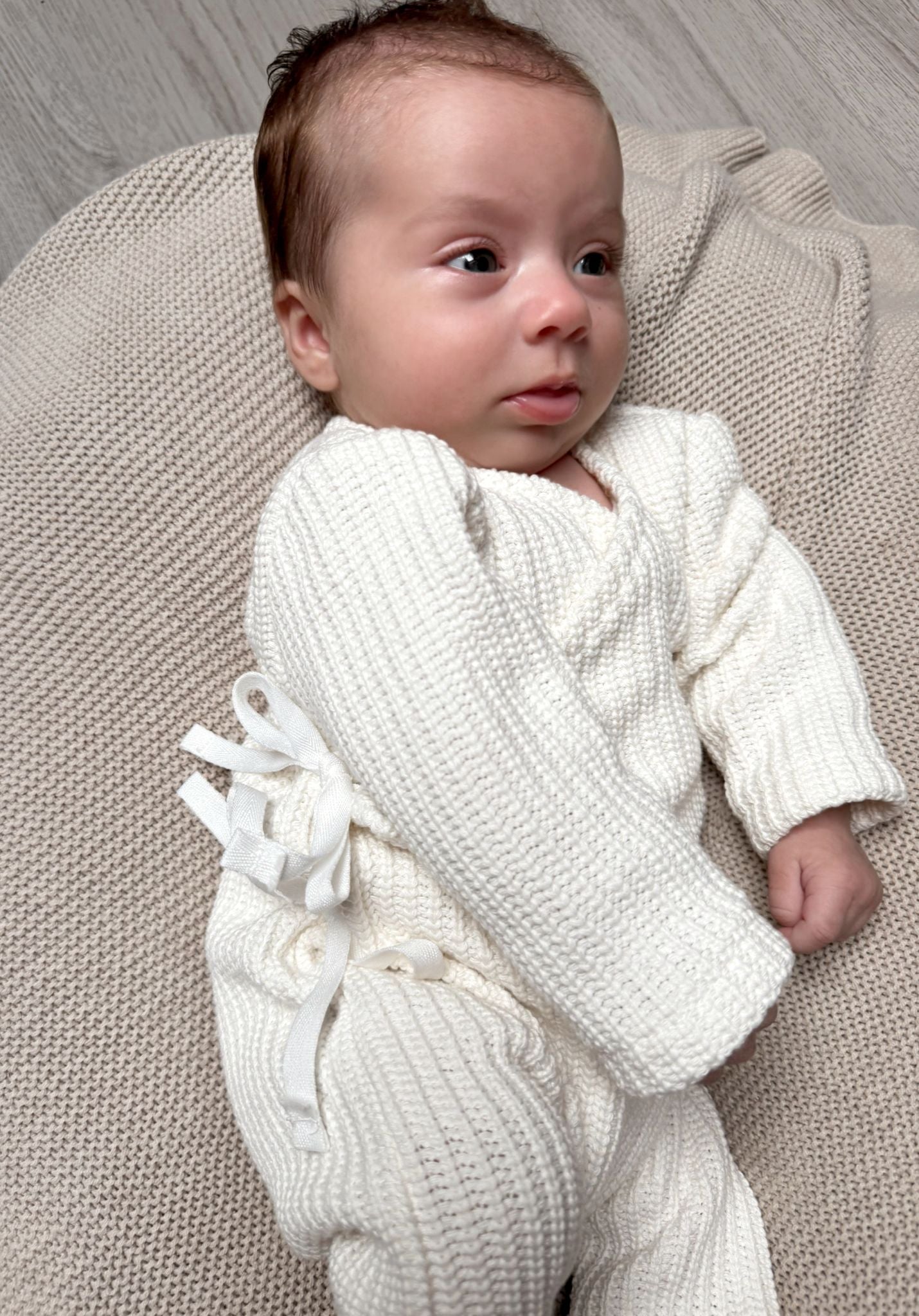 Babykleding - Geboorteboxpakje unisex knitted white