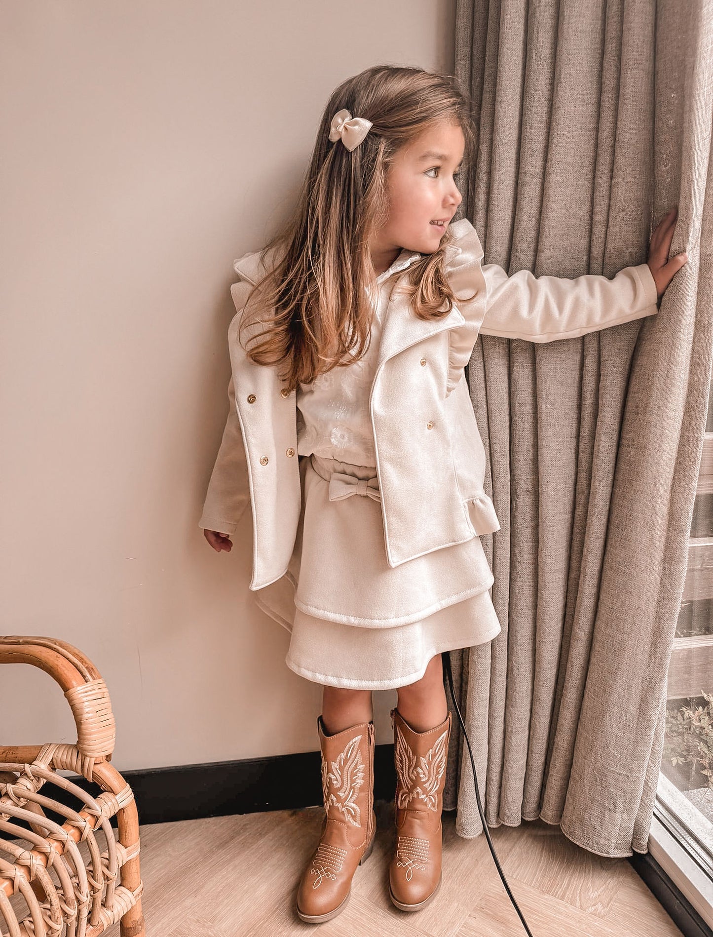 Babykleding - Tussenjas suède beige Julia