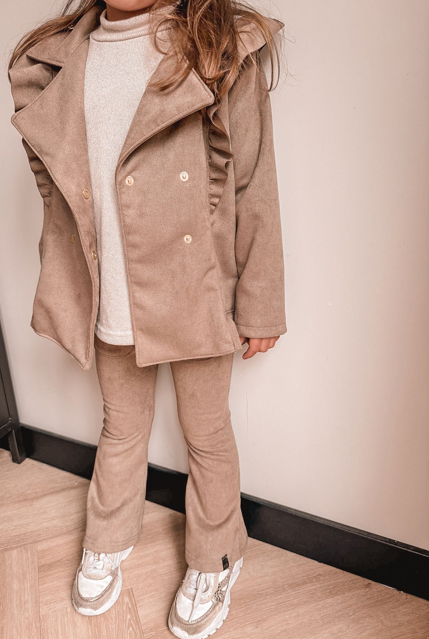 Babykleding - Tussenjas suède taupe Livia