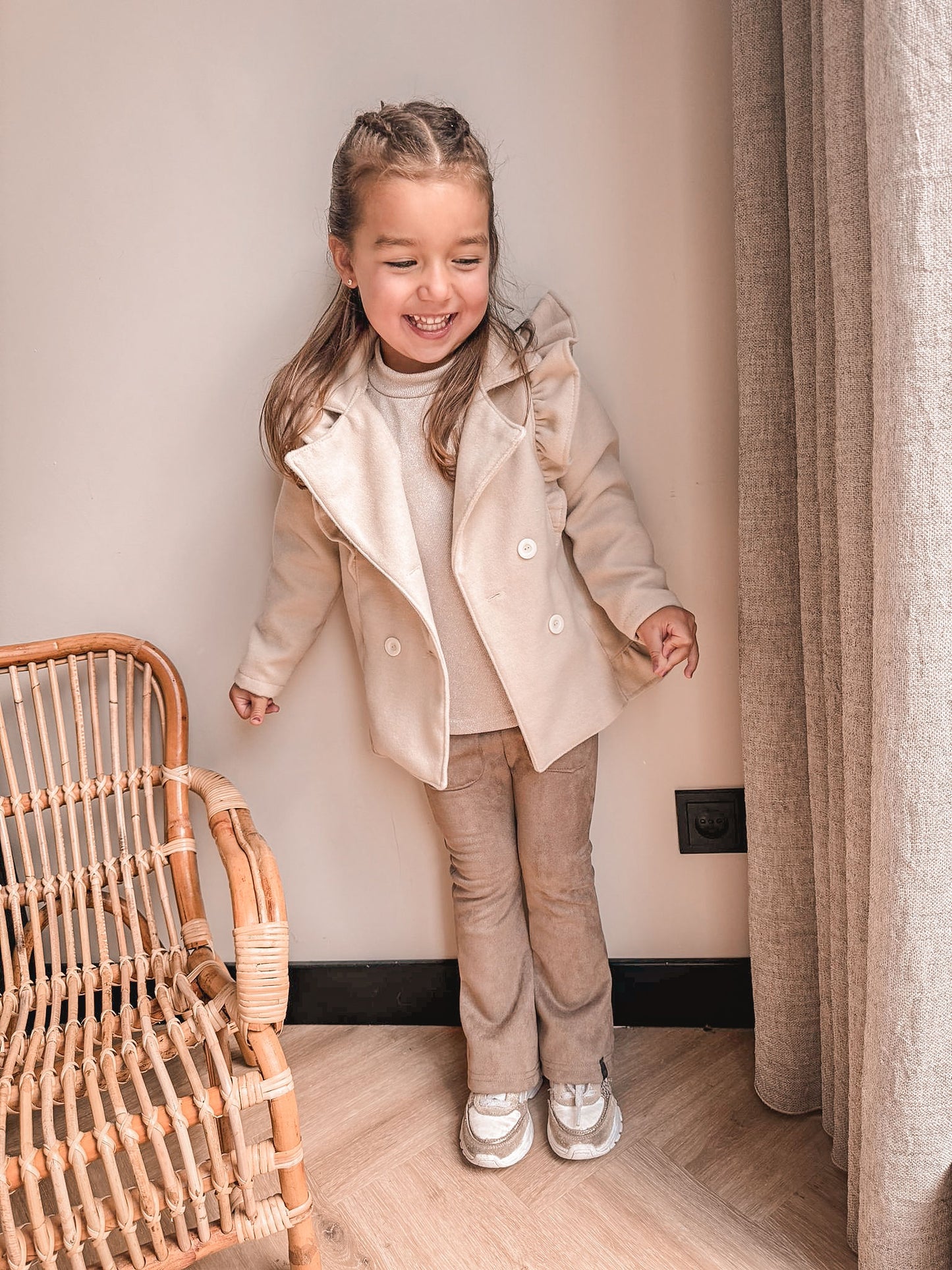 Babykleding - Flared suède taupe Livia