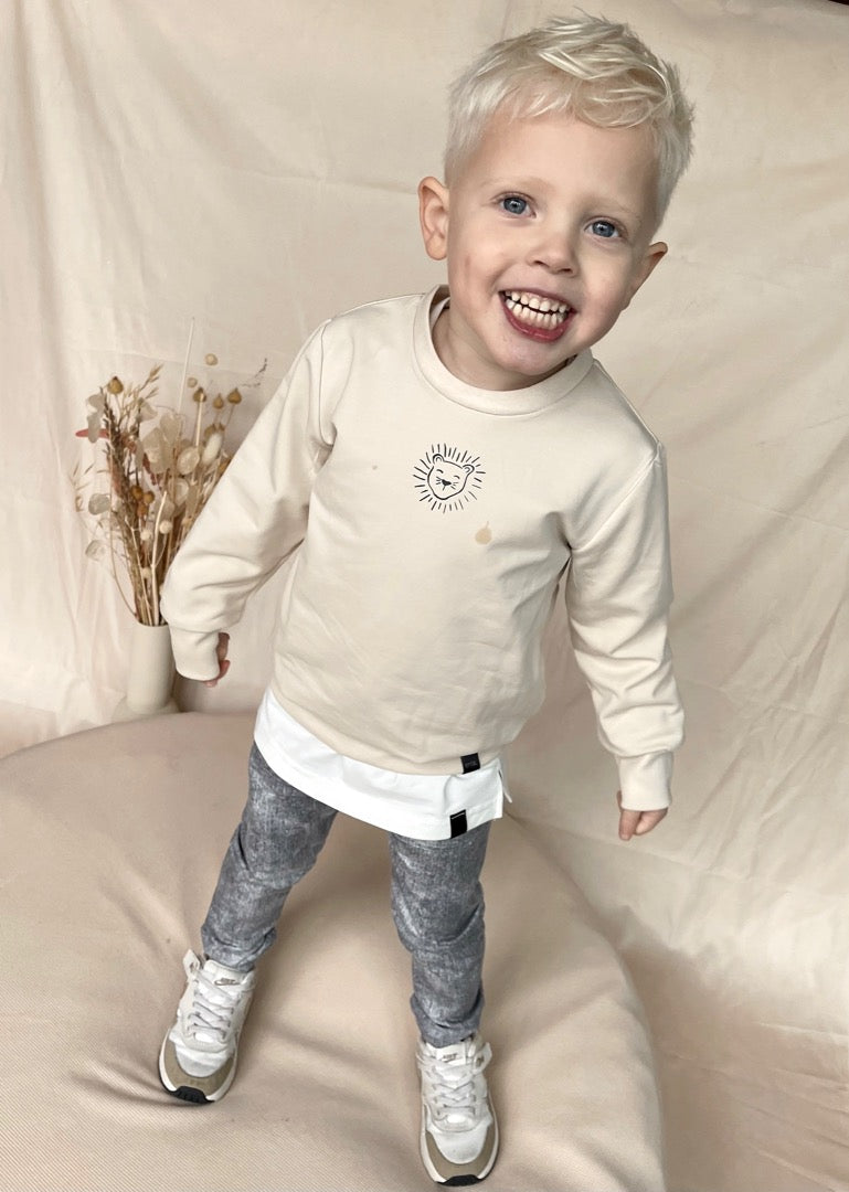 Babykleding - Lenn lion trui beige logo