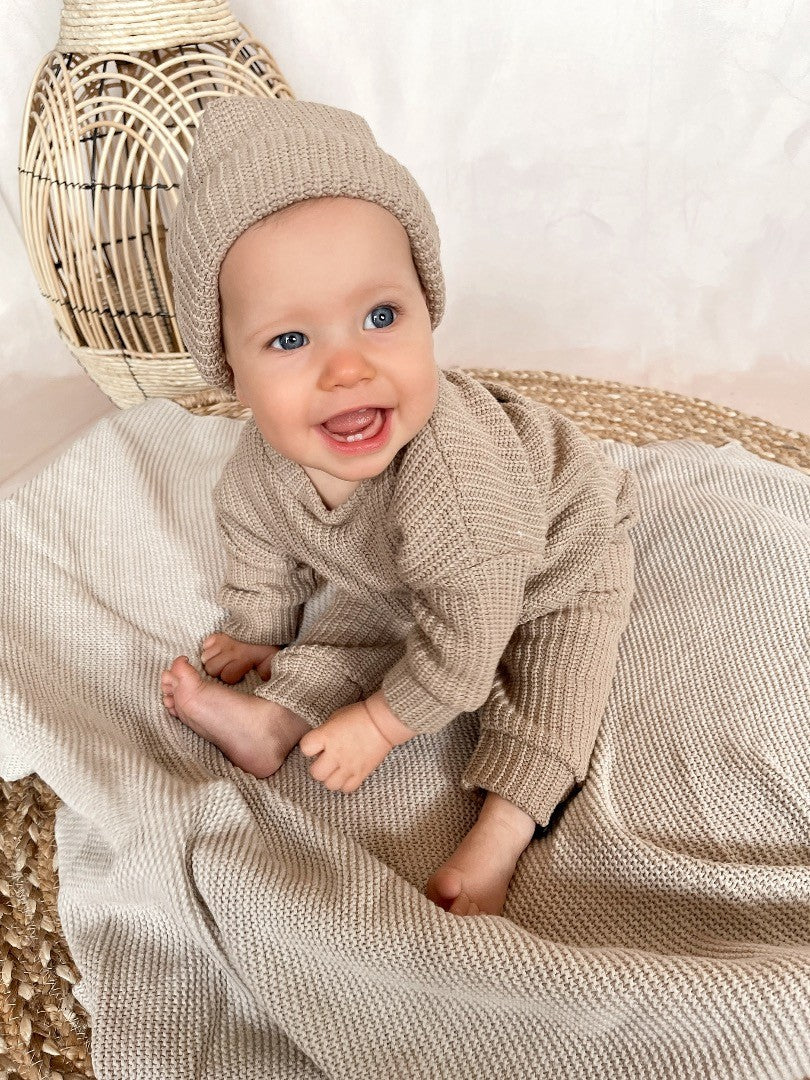 Babykleding - Knitted broekje Sand unisex