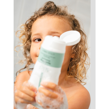 Naïf - Baby Nourishing Shampoo